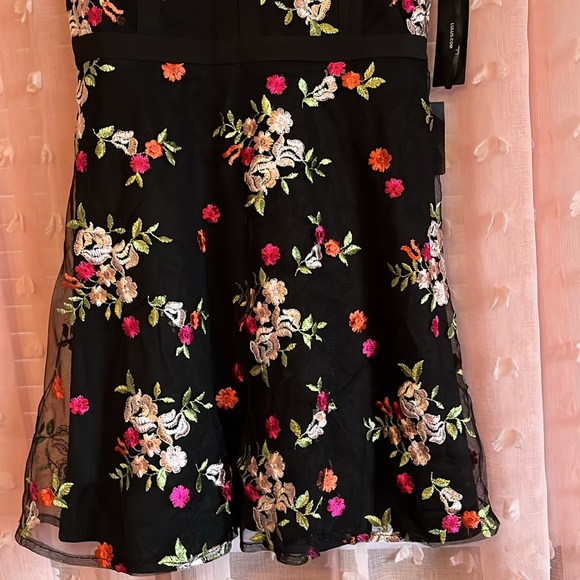 Lulus dress - Picture 3 of 5